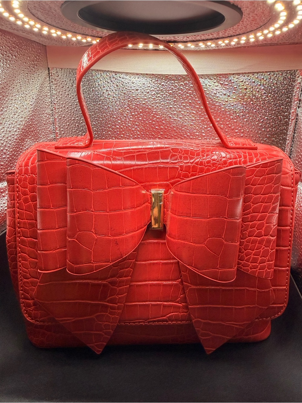 Elegant Red Croc-Embossed Bow Top-Handle Bag
